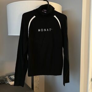 Monat turtleneck sweater size x small